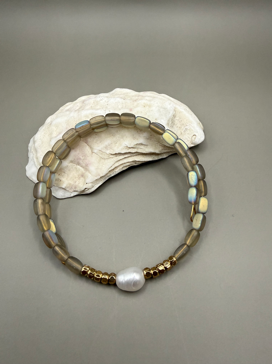 Iridescent Green & Freshwater Pearl